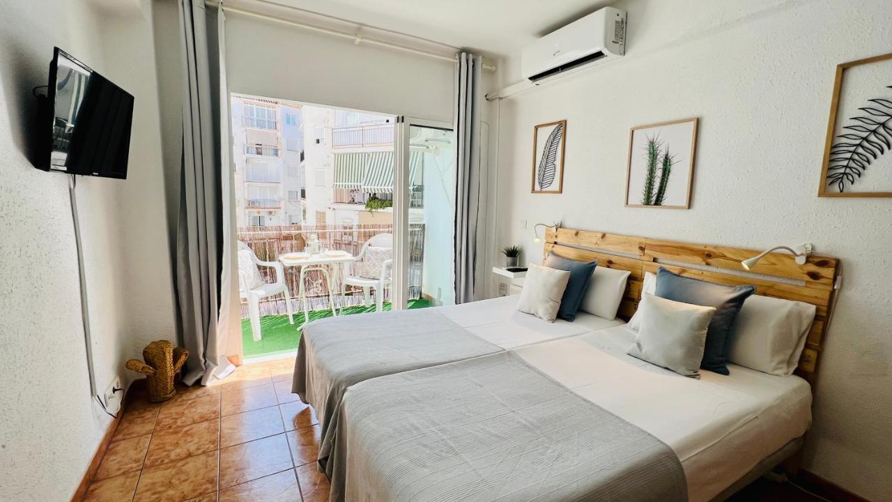 Southcosta Alojamientos Nerja Exterior foto
