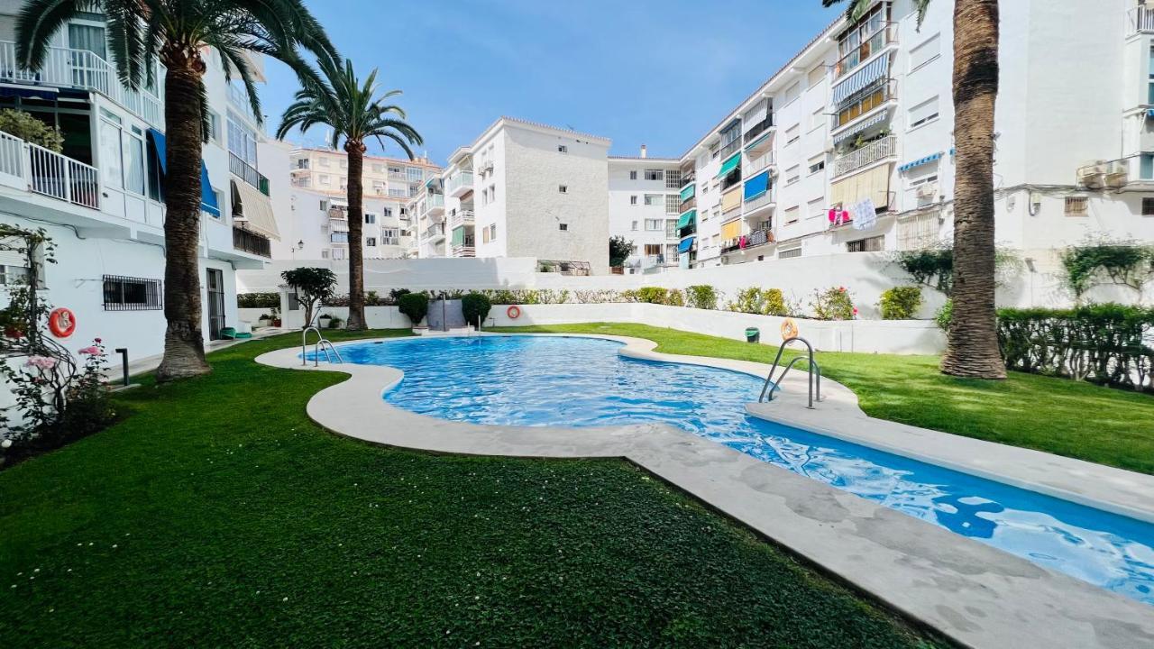 Southcosta Alojamientos Nerja Exterior foto