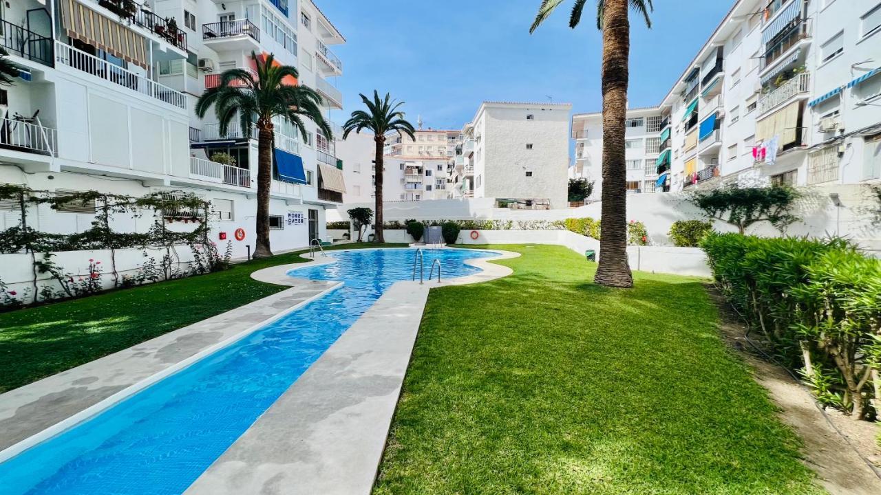 Southcosta Alojamientos Nerja Exterior foto